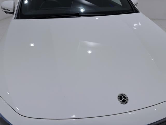 ＥＱＡ ＥＱＡ２５０＋　ＡＭＧラインパッケージ　右ハンドル／ポーラーホワイト／シートヒーター／メモリー付きパワーシート／正規ディーラー認定中古車／二年保証（9枚目）