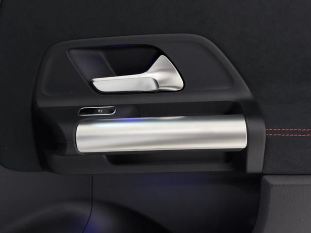 ＥＱＡ ＥＱＡ２５０＋　ＡＭＧラインパッケージ　右ハンドル／ポーラーホワイト／シートヒーター／メモリー付きパワーシート／正規ディーラー認定中古車／二年保証（30枚目）