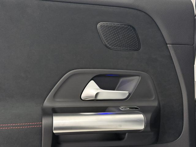 ＥＱＡ ＥＱＡ２５０＋　ＡＭＧラインパッケージ　右ハンドル／ポーラーホワイト／シートヒーター／メモリー付きパワーシート／正規ディーラー認定中古車／二年保証（35枚目）