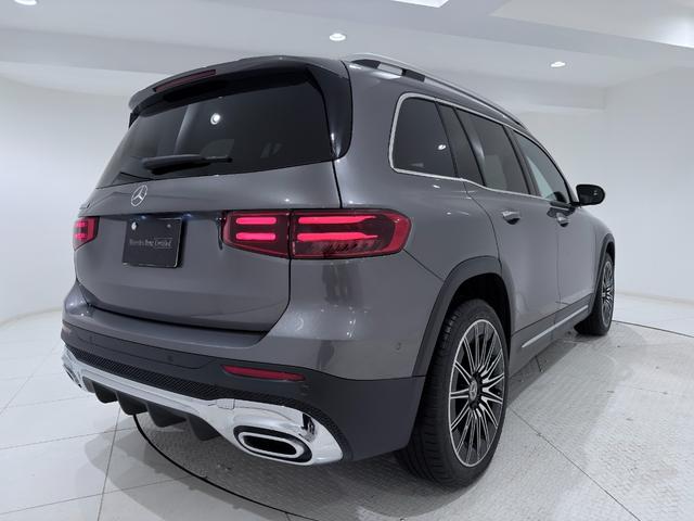 �w����̃T�|�[�g�́A�S���̃����Z�f�X�E�x���c���K�T�[�r�X�l�b�g���[�N�ցB