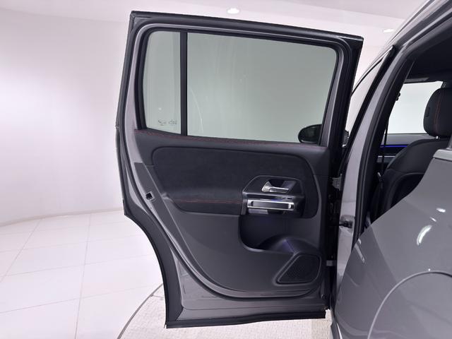 �w����̃T�|�[�g�́A�S���̃����Z�f�X�E�x���c���K�T�[�r�X�l�b�g���[�N�ցB