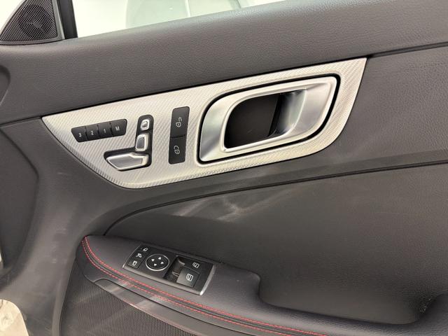 �y�ő�P�O�O���ڂ̓_���E�����z�����Z�f�X�Ǝ��̌������`�F�b�N��ʉ߂����N���}�̂݁u�����Z�f�X�E�x���c�F�蒆�Îԁv�ƌĂ΂�܂��B