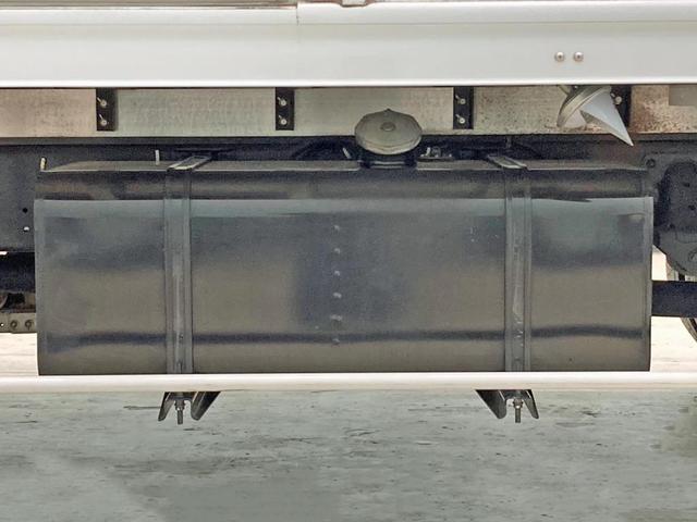 ヒノレンジャー 　冷凍バン　フルキャブ　ワイド　菱重　－３０℃　格納ゲート　２１０ＰＳ　ＭＴ６（28枚目）