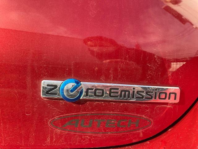 Ｘ　エアロスタイル（３０ｋｗｈ）　２年保証付　オートクルーズ　バックカメラ　シートヒーター　ＥＴＣ　メモリーナビ　ドラレコ　インテリキー　横滑り防止装置　被害軽減ブレーキ　ＡＣ　ＡＷ　Ｂｌｕｅｔｏｏｔｈ(11枚目)