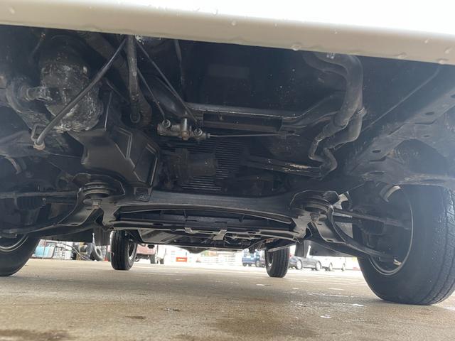 ＮＴ１００クリッパートラック ＤＸ　４ＷＤ　車検整備付き　５速マニュアル　Ａ／Ｃコンプレッサ、コンデンサーリビルド交換済み　３方開荷台（27枚目）