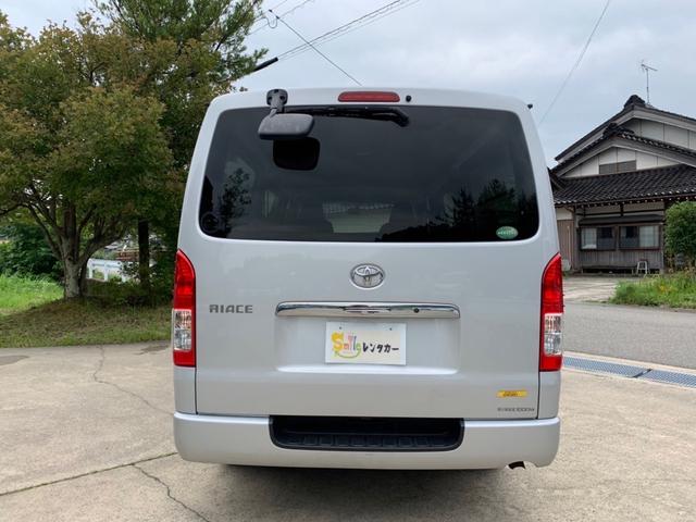 ハイエースバン ロングDX GLパッケージ 4WD ディーゼルターボ 禁煙車 タイミングベルト交換済み メモリーナビ ETC キーレスエントリー 両側スライドドア 電動格納ミラー(6枚目)