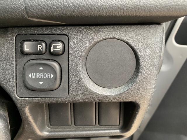 ハイエースバン ロングDX GLパッケージ 4WD ディーゼルターボ 禁煙車 タイミングベルト交換済み メモリーナビ ETC キーレスエントリー 両側スライドドア 電動格納ミラー(23枚目)