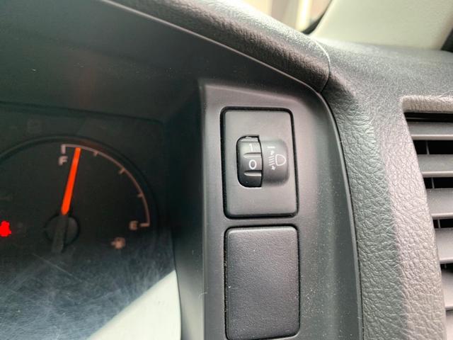 ハイエースバン ロングDX GLパッケージ 4WD ディーゼルターボ 禁煙車 タイミングベルト交換済み メモリーナビ ETC キーレスエントリー 両側スライドドア 電動格納ミラー(30枚目)