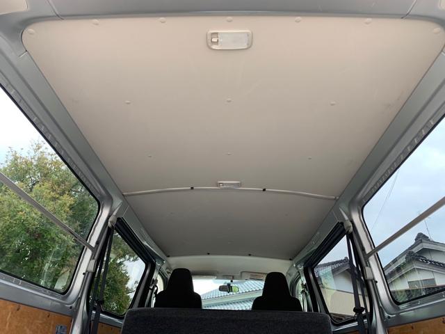 ハイエースバン ロングDX GLパッケージ 4WD ディーゼルターボ 禁煙車 タイミングベルト交換済み メモリーナビ ETC キーレスエントリー 両側スライドドア 電動格納ミラー(34枚目)