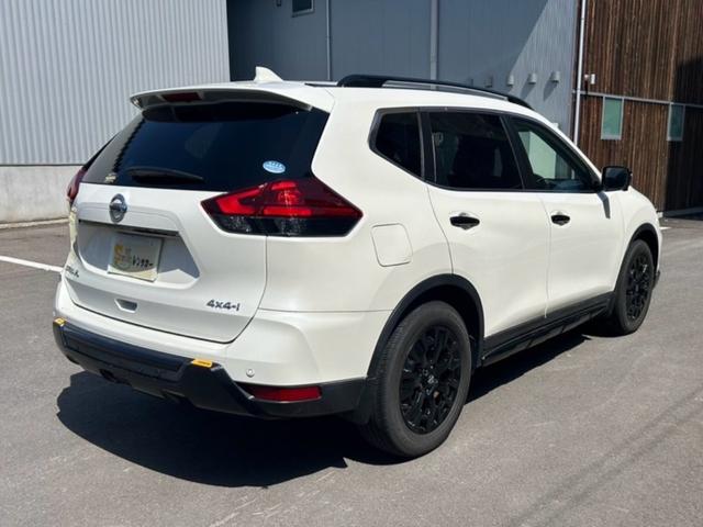 エクストレイル ２０Ｘｉ　４ＷＤ　純正メモリーナビ　フルセグＴＶ　全方位カメラ　ＥＴＣ　ドライブレコーダー　インテリジェントキー　プッシュスタート　シートヒーター　オートエアコン（5枚目）