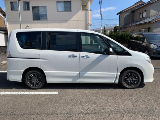 日産 セレナ