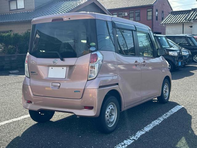 デイズルークス S 両側スライドドア キーレスエントリー アイドリングストップ 電動格納ミラー ベンチシート CVT ABS CD 衝突安全ボディ エアコン パワーステアリング パワーウィンドウ(5枚目)