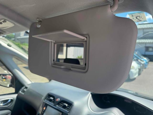 セレナ ハイウェイスター　Ｓ－ハイブリッド　ＥＴＣ　バックカメラ　ナビ　ＴＶ　オートクルーズコントロール　両側電動スライドドア　オートライト　スマートキー　アイドリングストップ　電動格納ミラー　後席モニター　３列シート　ウォークスルー　ＣＶＴ（32枚目）