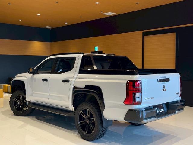 トライトン GSR 新車コンプリートモデル 30mmフロントアップ/KANONE20インチAW/ジオランダーMTタイヤ275/55/20/サイド出しマフラー/マルチアラウンドモニターベッドライナー/ナビゲーション/ETC(31枚目)