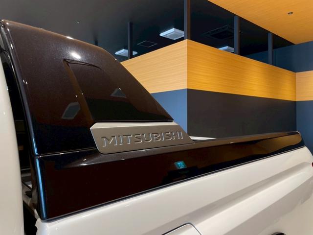 トライトン GSR 新車コンプリートモデル 30mmフロントアップ/KANONE20インチAW/ジオランダーMTタイヤ275/55/20/サイド出しマフラー/マルチアラウンドモニターベッドライナー/ナビゲーション/ETC(34枚目)