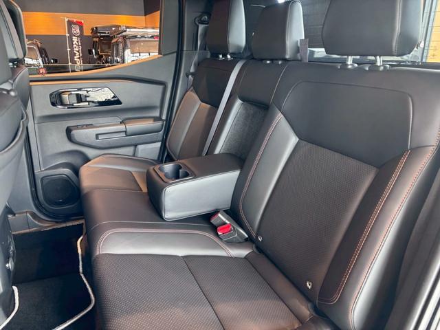 トライトン GSR 新車コンプリートモデル 30mmフロントアップ/KANONE20インチAW/ジオランダーMTタイヤ275/55/20/サイド出しマフラー/マルチアラウンドモニターベッドライナー/ナビゲーション/ETC(41枚目)