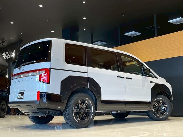 デリカD:5 シャモニー シャモニー7人乗り ワーロックボディキット オリジナルホイール オリジナルKANONE16AWホイール BFG/ATタイヤ235/70R/16 アルパイン11型ナビゲーション マルチアラウンドモニター(20枚目)