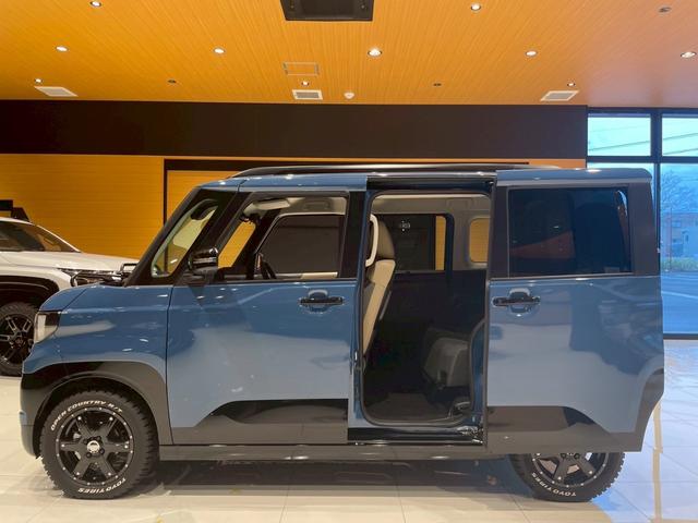 デリカミニ Ｔ　プレミアム　デリマルパッケージ　ＢＫスタイル　１５インチホイール　オープンカントリーＲＴ　純正１２．３インチナビ＋７インチ一体型ディスプレイ　前後ドラレコ搭載デジタルインナーミラー　ラプター塗装　ＨＤＭＩ　ｔｙｐｅＣ　ＥＴＣ２．０（40枚目）