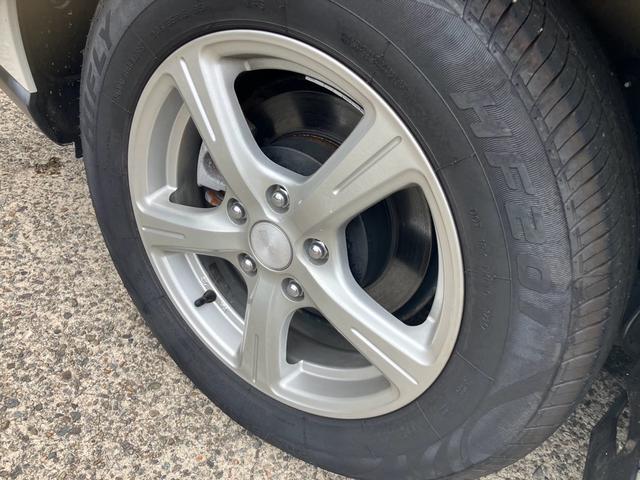 エスティマ Ｘ　スマートキー　電動スライドドア　ナビ　バックカメラ　ドライブレコーダー　Ｂｌｕｅｔｏｏｔｈ接続　３列シート　フルフラットシート　ウォークスルー　運転席・助手席エアバッグ　ＡＢＳ　衝突安全ボディ（13枚目）