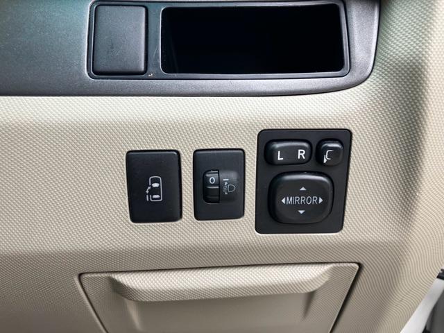 エスティマ Ｘ　スマートキー　電動スライドドア　ナビ　バックカメラ　ドライブレコーダー　Ｂｌｕｅｔｏｏｔｈ接続　３列シート　フルフラットシート　ウォークスルー　運転席・助手席エアバッグ　ＡＢＳ　衝突安全ボディ（26枚目）