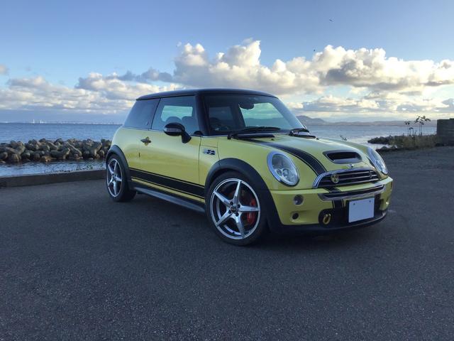 ＭＩＮＩ クーパーＳ　６ＭＴ　改造多　ＡＰキャリパー　アラゴスタ車高調キット　記録簿　ガレージ保管（11枚目）