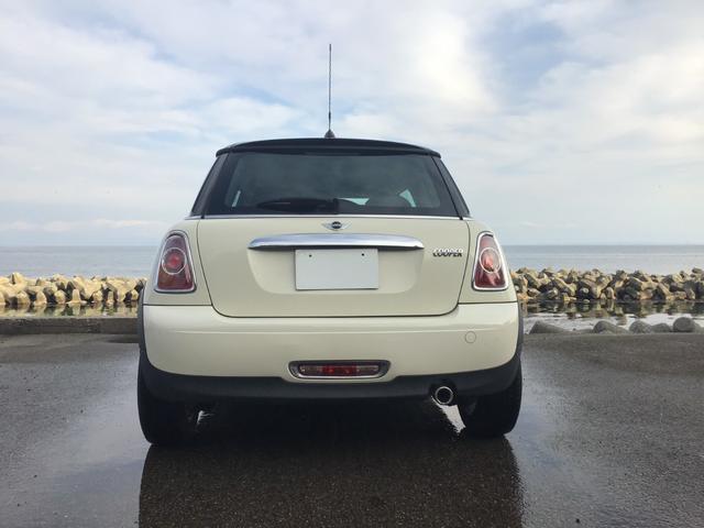 ＭＩＮＩ クーパー　フルセグ地デジ　車検８年１月迄　キセノンヘッドライト　ガレージ保管（40枚目）