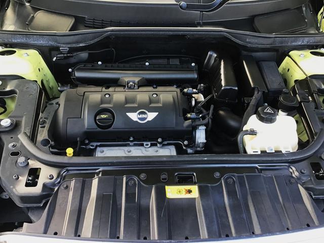 ＭＩＮＩ クーパー　クロスオーバー　女性１オーナー　タイヤ４本新品交換後未使用　記録簿毎年有　地デジナビ　ガレージ保管　ディーラー下取り車（15枚目）