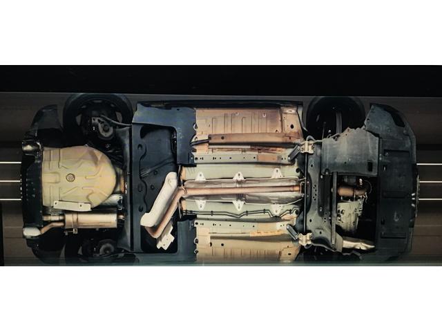 ＲＣＺ Ｒ　法人１オーナー（女性）　ルーフラッピング（カーボン）＆ガラスコーティング＆雨滴除去施工後未使用　天張り張替え後未使用　１５０台限定車　ガレージ保管　ディーラー下取り車（7枚目）