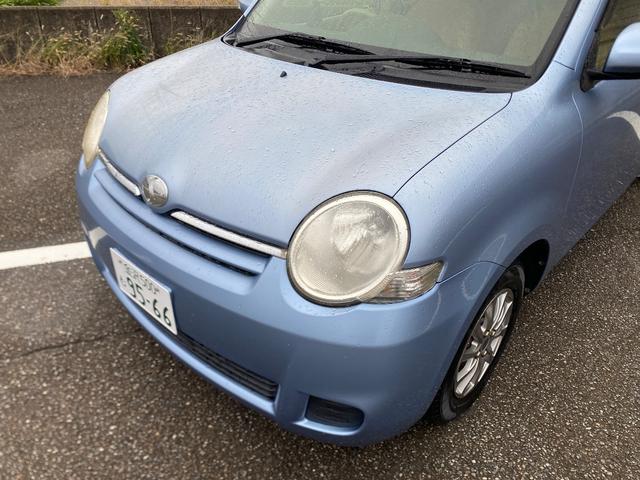 シエンタ Ｇ　禁煙車　ナビ＆ＴＶ＆バックカメラ　パワースライドドア　ＨＩＤヘッドライト　ＬＥＤポジション＆ルームランプ＆ナンバー灯　ＥＴＣ　車検整備付（10枚目）