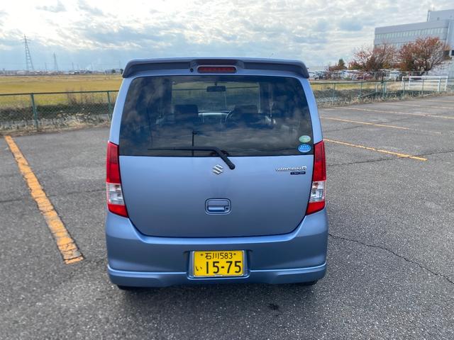 ワゴンＲ ＦＸリミテッドＩＩ　４ＷＤ　車検Ｒ９年２月　ワンオーナー車　スマートキー　シートヒーター　ＬＥＤポジション＆ルームランプ＆ナンバー灯　純正１４インチアルミホイール（16枚目）