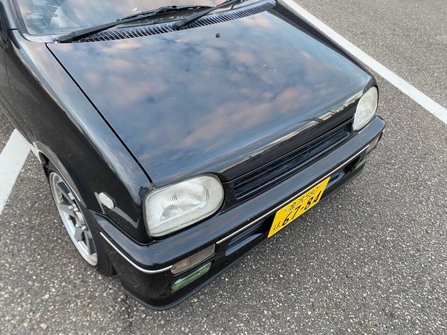 ミラ Ｊ－タイプＱ　５速マニュアル　社外ショック＆スプリング　ワンオフマフラー　アヴァンツアート内装換装　フェンダートリム　社外アルミ　Ｂｌｕｅｔｏｏｔｈ対応オーディオ　車検整備付（9枚目）