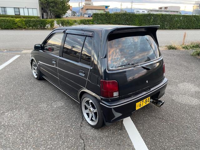 ミラ Ｊ－タイプＱ　５速マニュアル　社外ショック＆スプリング　ワンオフマフラー　アヴァンツアート内装換装　フェンダートリム　社外アルミ　Ｂｌｕｅｔｏｏｔｈ対応オーディオ　車検整備付（18枚目）