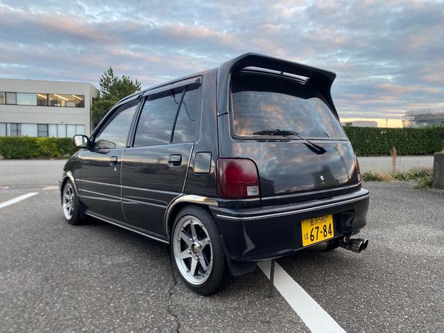 ミラ Ｊ－タイプＱ　５速マニュアル　社外ショック＆スプリング　ワンオフマフラー　アヴァンツアート内装換装　フェンダートリム　社外アルミ　Ｂｌｕｅｔｏｏｔｈ対応オーディオ　車検整備付（19枚目）