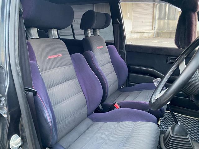 ミラ Ｊ－タイプＱ　５速マニュアル　社外ショック＆スプリング　ワンオフマフラー　アヴァンツアート内装換装　フェンダートリム　社外アルミ　Ｂｌｕｅｔｏｏｔｈ対応オーディオ　車検整備付（30枚目）