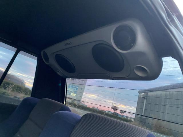 ミラ Ｊ－タイプＱ　５速マニュアル　社外ショック＆スプリング　ワンオフマフラー　アヴァンツアート内装換装　フェンダートリム　社外アルミ　Ｂｌｕｅｔｏｏｔｈ対応オーディオ　車検整備付（52枚目）