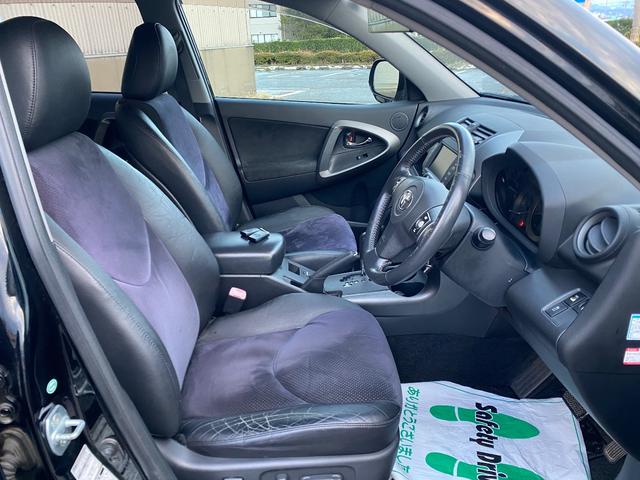 ヴァンガード 240S Gパッケージ 4WD 車検R9年12月まで スマートキーx2 ナビ&フルセグTV&バックカメラ ETC ハーフレザー&パワーシート インナービューミラーモニター LEDポジション&ルームランプ&ナンバー灯 5人乗り(24枚目)