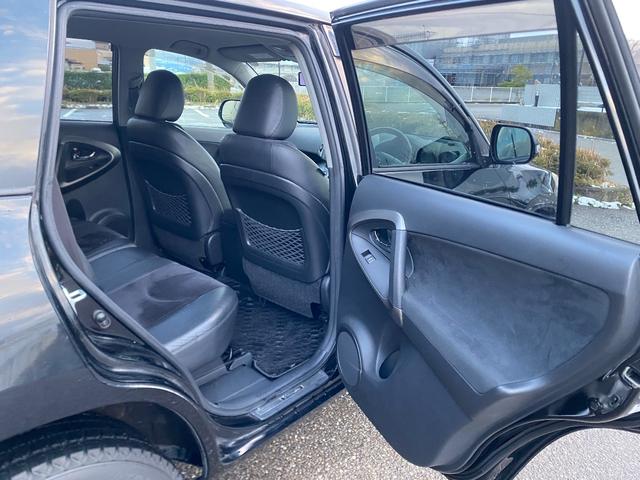 ヴァンガード 240S Gパッケージ 4WD 車検R9年12月まで スマートキーx2 ナビ&フルセグTV&バックカメラ ETC ハーフレザー&パワーシート インナービューミラーモニター LEDポジション&ルームランプ&ナンバー灯 5人乗り(41枚目)