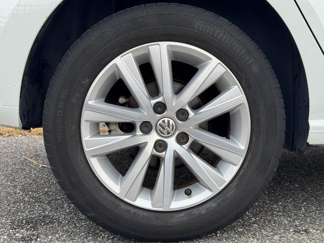 ポロ TSIコンフォートライン ドラレコ 純正ナビ バックカメラ 地デジTV ブルートゥース ETC キーレス 電格ミラー 記録簿 オートエアコン アルミホイール パワーウィンドウ オートライト 盗難防止システム ABS(10枚目)