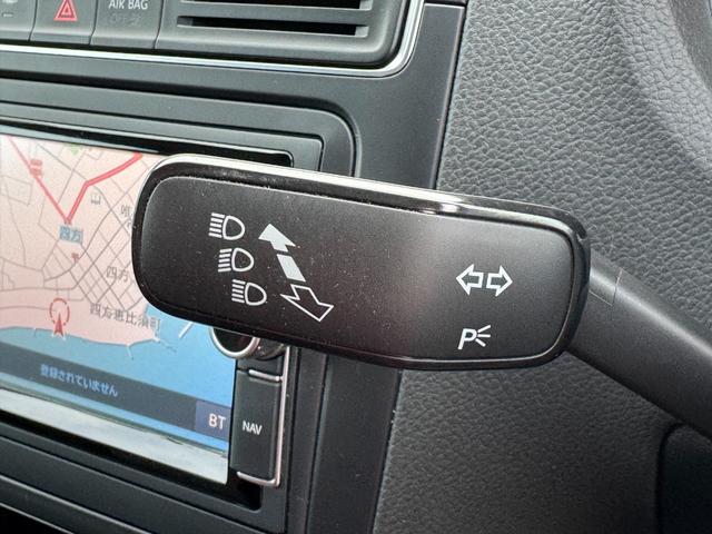 ポロ TSIコンフォートライン ドラレコ 純正ナビ バックカメラ 地デジTV ブルートゥース ETC キーレス 電格ミラー 記録簿 オートエアコン アルミホイール パワーウィンドウ オートライト 盗難防止システム ABS(21枚目)