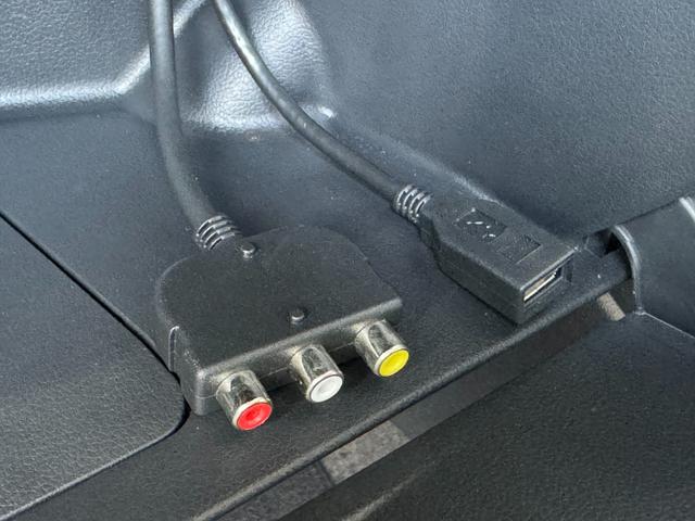 ポロ TSIコンフォートライン ドラレコ 純正ナビ バックカメラ 地デジTV ブルートゥース ETC キーレス 電格ミラー 記録簿 オートエアコン アルミホイール パワーウィンドウ オートライト 盗難防止システム ABS(44枚目)