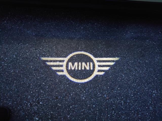 ＭＩＮＩ ＭＩＮＩ