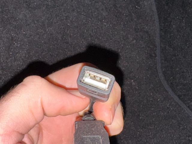 MINI クーパーSD クロスオーバー HIDヘッドライト LEDフォグライト Bluetooth パドルシフト オートエアコン BBS18インチアルミホイール ルーフレール 盗難防止装置 横滑防止装置 ETC 禁煙車(51枚目)