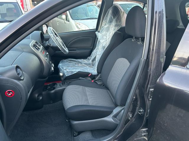 マーチ X Vセレクション 車検2年 ワンオーナー 純正オーディオ AM FM CD AUX キーレス 電動格納ミラー パワーウィンドウ 集中ドアロック ABS タイミングチェーン CVT アイドリングストップ(16枚目)