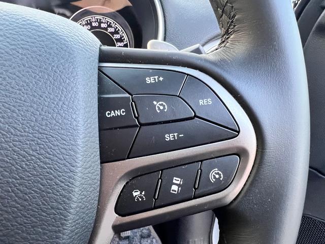 CHRYSLER JEEP JEEP CHEROKEE LIMITED