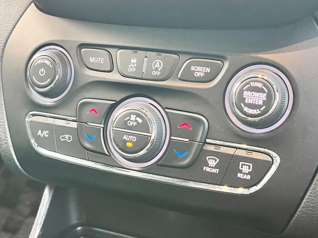 CHRYSLER JEEP JEEP CHEROKEE LIMITED