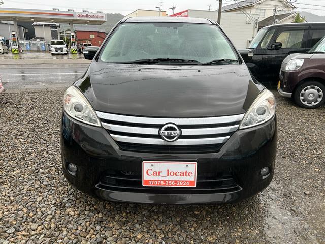 ラフェスタ ハイウェイスターＧ　車検２年　３列シート７人乗り　バックカメラ　純正ナビ　ＦＭ　ＡＭ　ＴＶ　ＢＬＵＥＴＯＯＴＨ　ＥＴＣ　電動スライドドア　後席フラット　スマートキー　フォグランプ　電動格納ミラー　オートエアコン　　ＡＢＳ（5枚目）