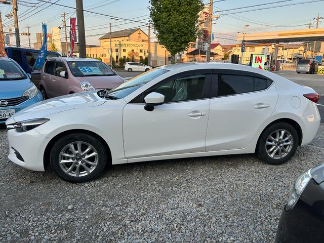 アクセラ 15S 純正ナビ FM AM CD DVD BLUETOOTH TV スマートキー プッシュスタート LEDヘッドランプ クルーズコントロール オートエアコン 電動格納ミラー ABS 15インチアルミホイール(15枚目)