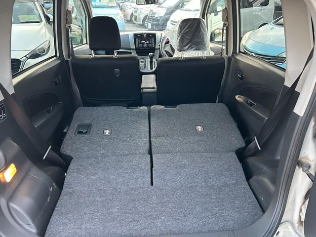 扇台小学校前のバス停から、徒歩１分の所にあります。