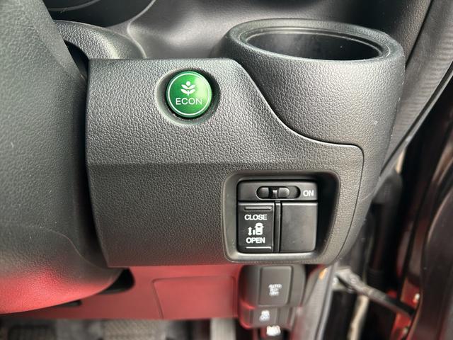 Ｎ－ＢＯＸ Ｇ・Ｌパッケージ　車検２年　４ＷＤ　バッテリー新品　ナビ　バックカメラ　ＦＭ　ＡＭ　ＣＤ　ＤＶＤ　ＢＬＵＥＴＯＯＴＨ　前後ドラレコ　ＥＴＣ　キーレス　プッシュスタート　電動格納ミラー　シートヒーター　電動スライドドア（30枚目）