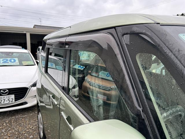 ソリオ Ｇ　車検２年　ナビ　バックカメラ　ＦＭ　ＡＭ　ＣＤ　ＤＶＤ　ＢＬＵＥＴＯＯＴＨ　電動スライドドア　シートヒーター　キーレス　プッシュスタート　電動格納ミラー　パワーウィンドウ　バイザー　ＡＢＳ　ＣＶＴ（8枚目）